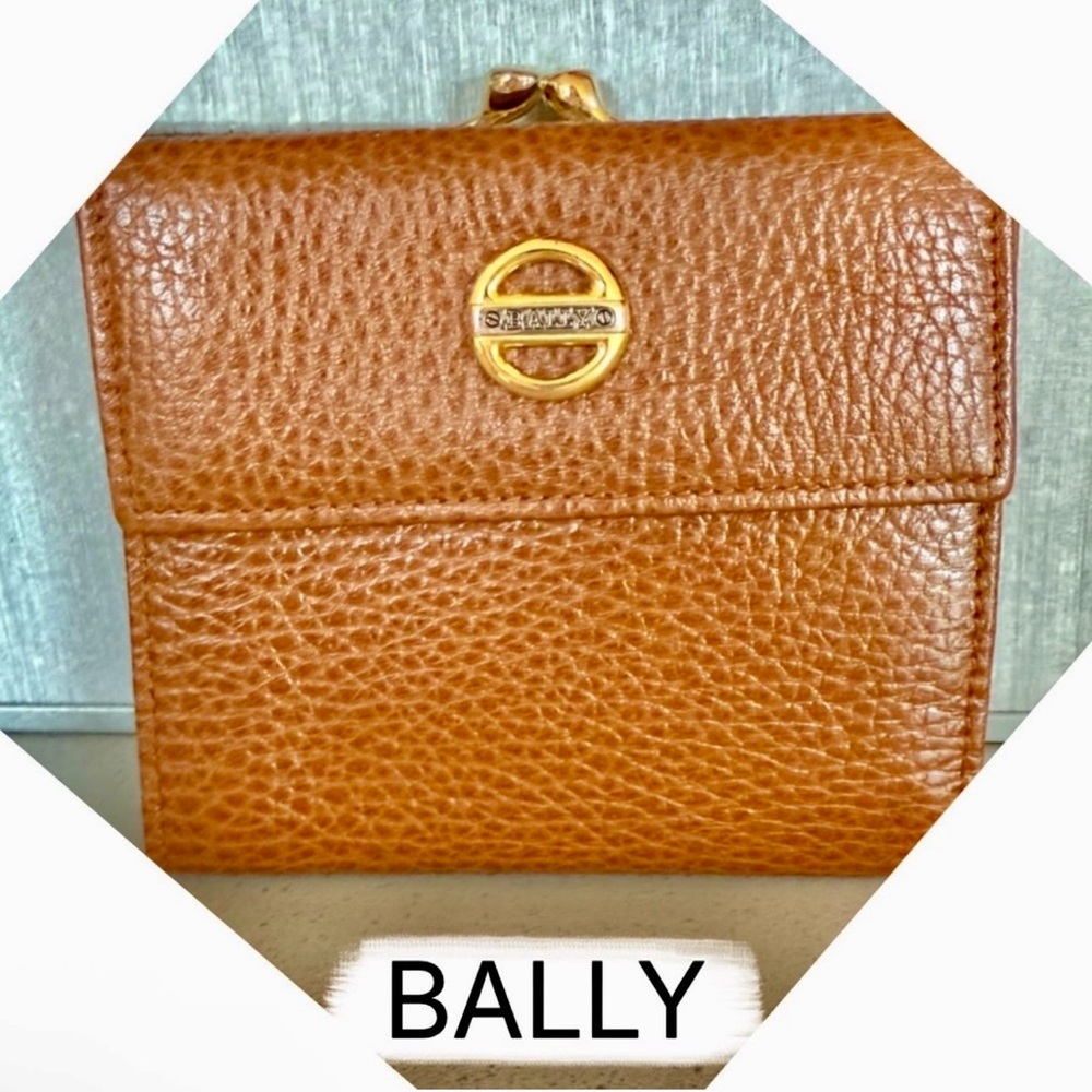 Bally Brown Kiss Lock Vintage Compact Leather Wallet